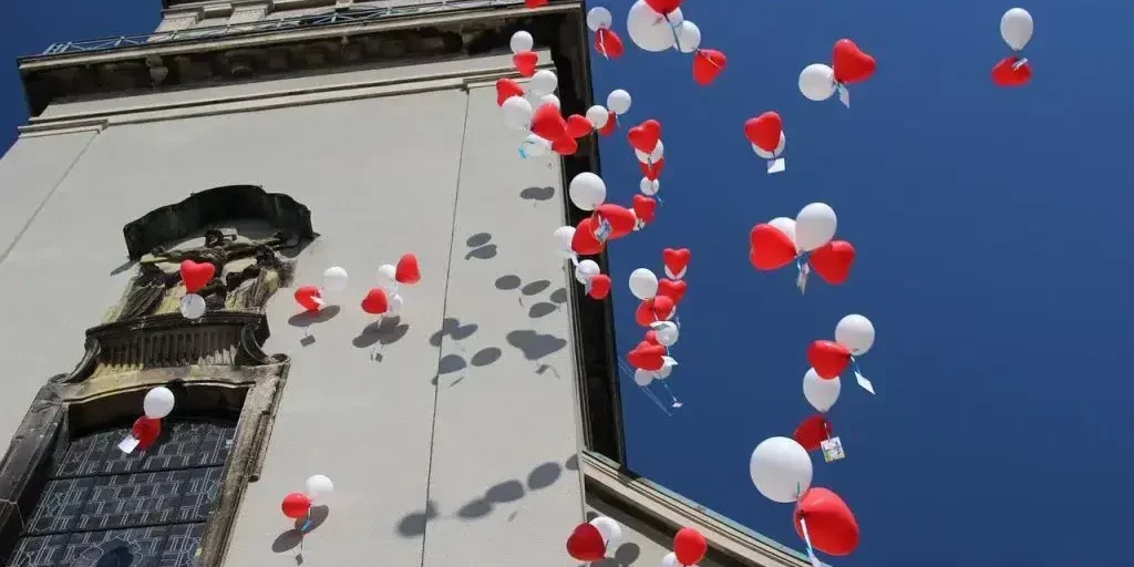 Einfach-Heiraten-Luftballons-1024x682